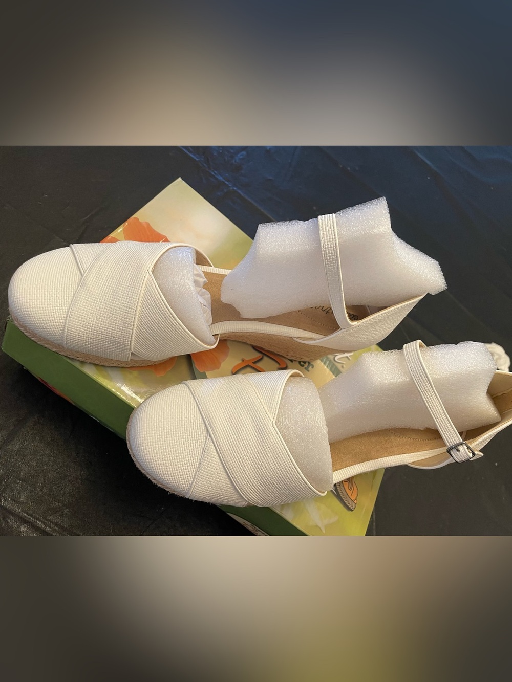 Easy Street White Coast Espadrille Wedge Sandal. Size 10 WW - Picture 8 of 8